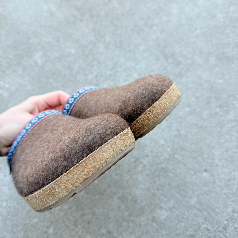 Haflinger GZ Classic Grizzly Clog in Chocolate size 42 - Picture 5 of 7